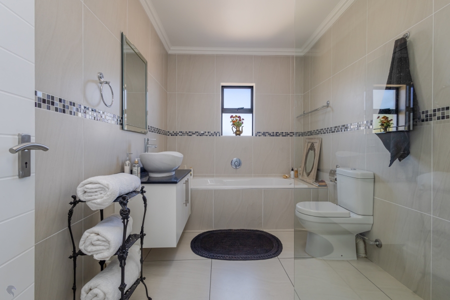 3 Bedroom Property for Sale in Langebaan Country Estate Western Cape